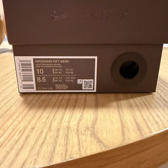 NikeSKIMS Rift Mesh Shoes - Picture 4 of 4